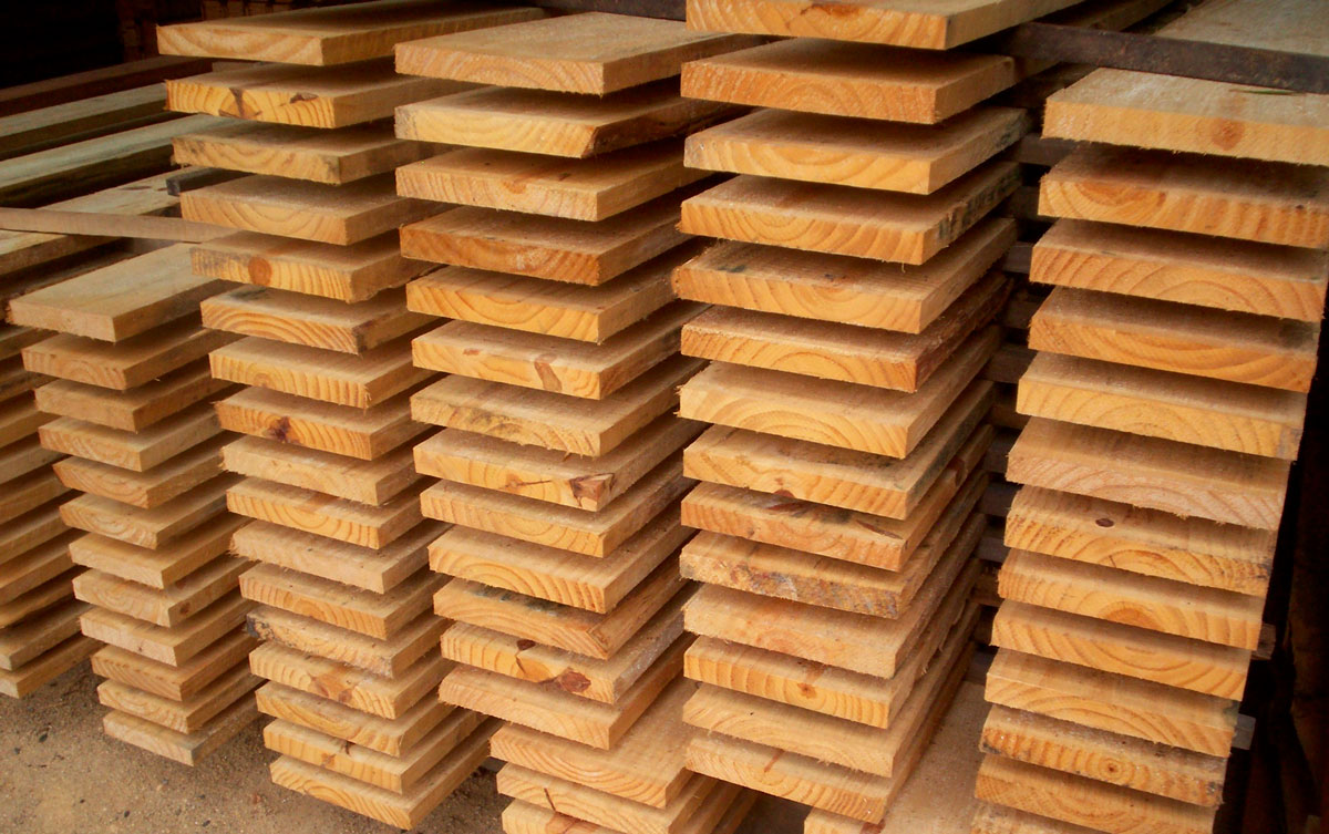tabuas de madeira